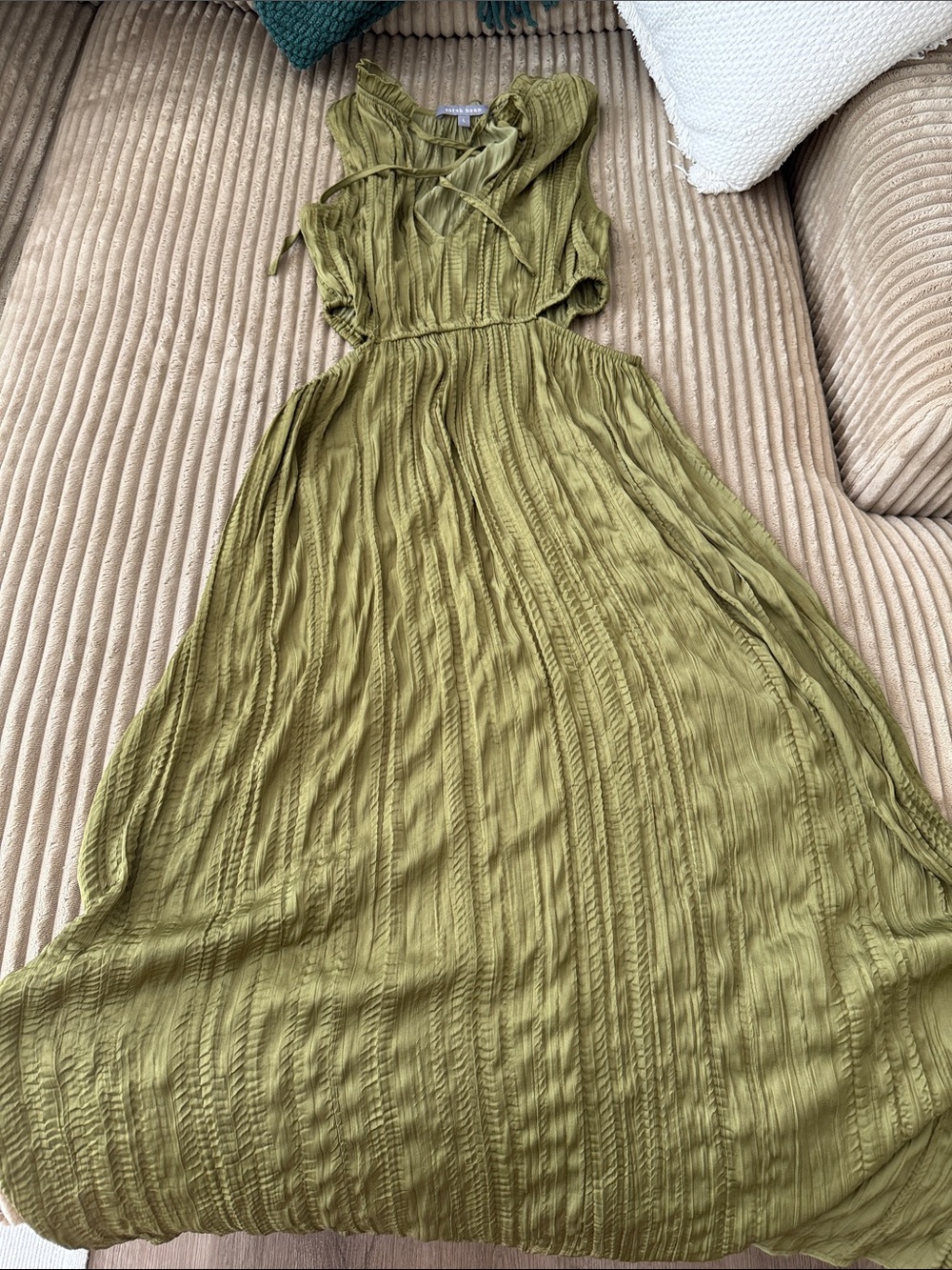 Olive Green Women's Maxi Dress - Sleeveless Textured Design